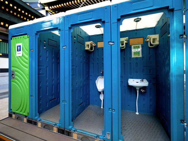 Best Portable restroom trailer rental  in Versailles, MO